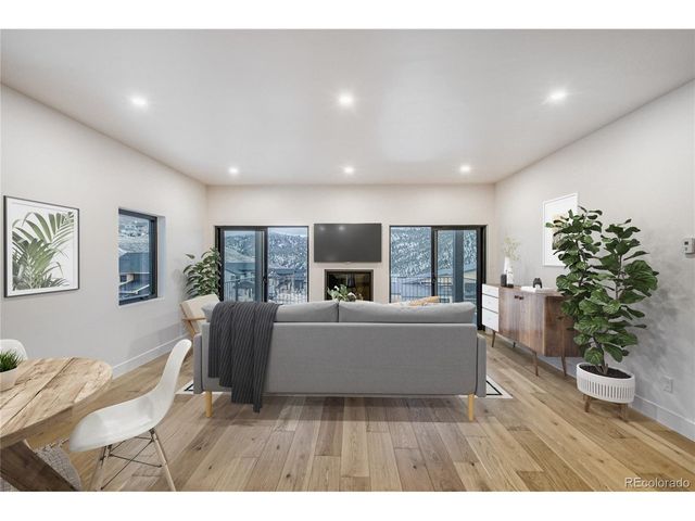 680 Lone Eagle Dr, Granby, CO 80446