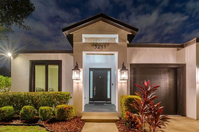 3211 MORAN ROAD, Tampa, FL 33618