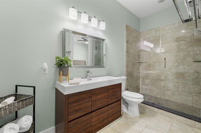 3211 MORAN ROAD, Tampa, FL 33618