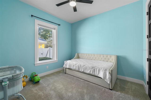 3211 MORAN ROAD, Tampa, FL 33618