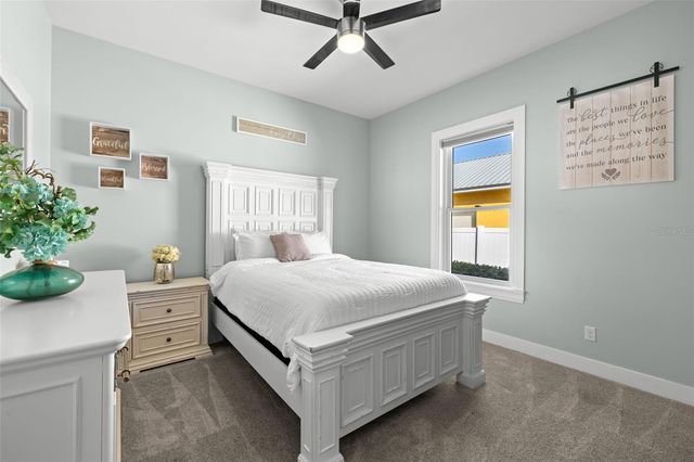 3211 MORAN ROAD, Tampa, FL 33618