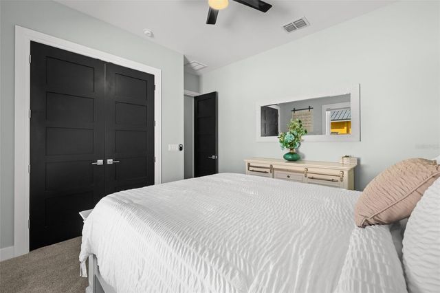 3211 MORAN ROAD, Tampa, FL 33618