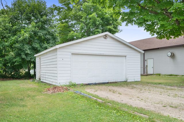 405 W 5th Street, Evart, MI 49631