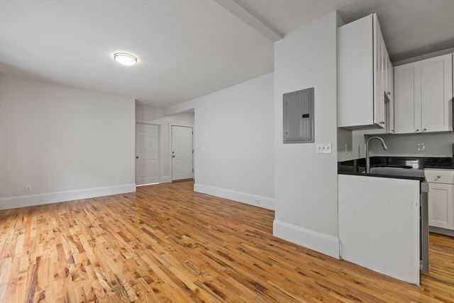 39 Bradley Street, Somerville, MA 02145