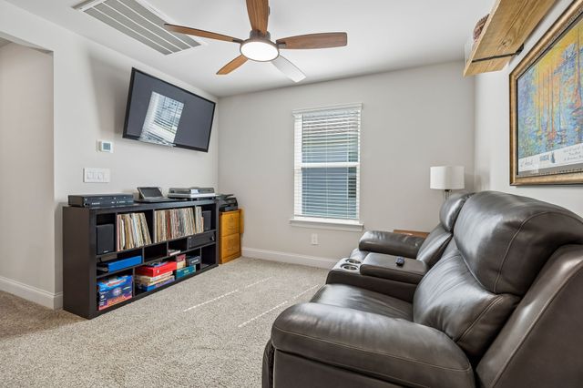 4961 Leesa Ann Ln, Hermitage, TN 37076