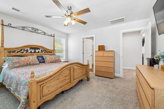 4961 Leesa Ann Ln, Hermitage, TN 37076