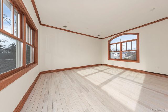 1260 Warwick Street, Uniondale, NY 11553