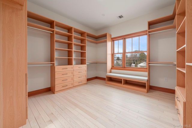 1260 Warwick Street, Uniondale, NY 11553