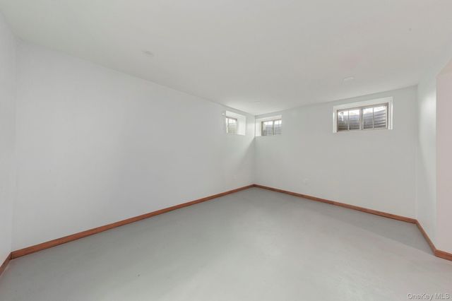 1260 Warwick Street, Uniondale, NY 11553