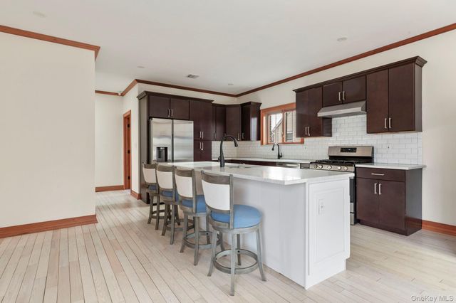 1260 Warwick Street, Uniondale, NY 11553