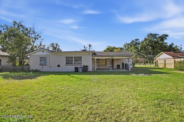 5731 RICHMOND Road, Jacksonville, FL 32210