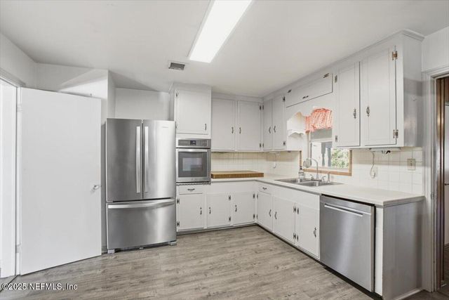 5731 RICHMOND Road, Jacksonville, FL 32210