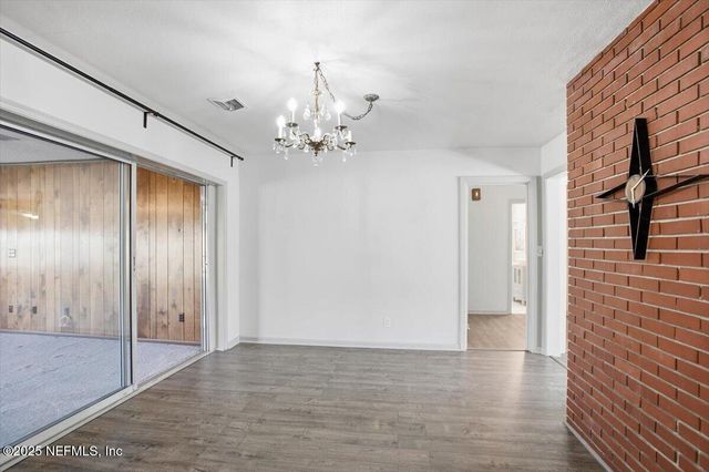 5731 RICHMOND Road, Jacksonville, FL 32210