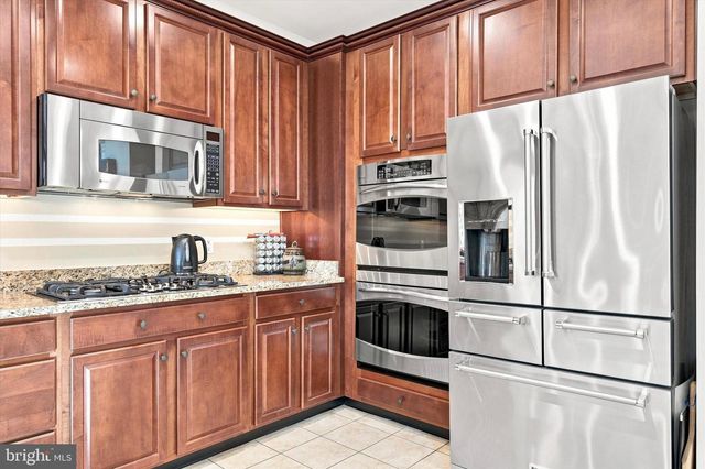 425 PRIMROSE DR, Upper Gwynedd, PA 19446