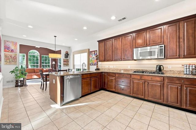 425 PRIMROSE DR, Upper Gwynedd, PA 19446