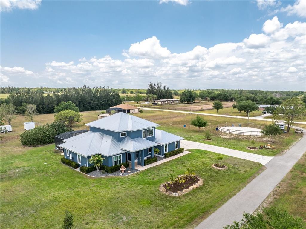 Image 60 of property listing at 30445 TURTLE DOVE LANE, Punta Gorda, FL 33982