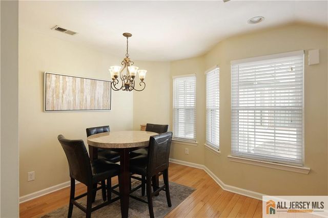 207 Sunshine Court, Sayreville, NJ 08859