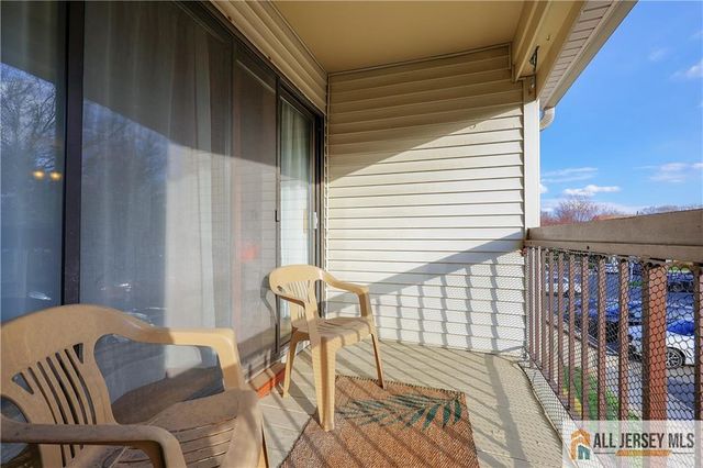 207 Sunshine Court, Sayreville, NJ 08859