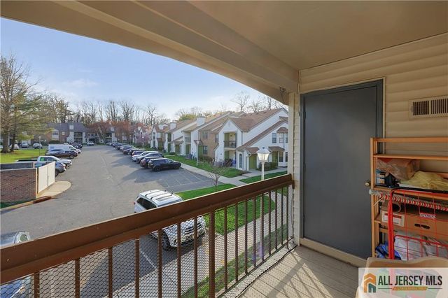 207 Sunshine Court, Sayreville, NJ 08859
