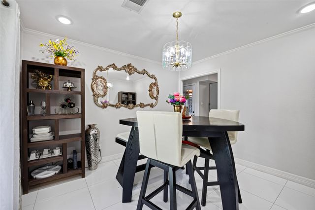 104 Burgundy Lane, League City, TX 77573