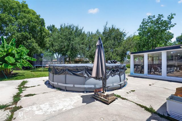 104 Burgundy Lane, League City, TX 77573