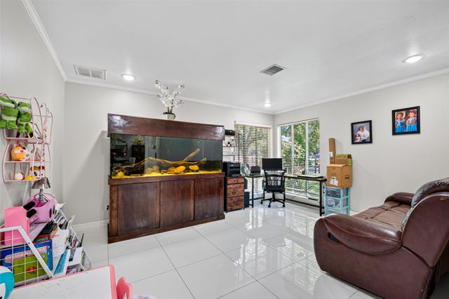 104 Burgundy Lane, League City, TX 77573