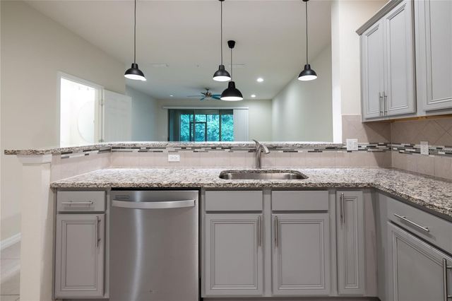 1280 PAVIA DRIVE, Apopka, FL 32703