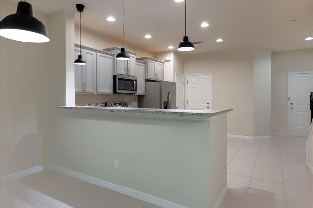 1280 PAVIA DRIVE, Apopka, FL 32703