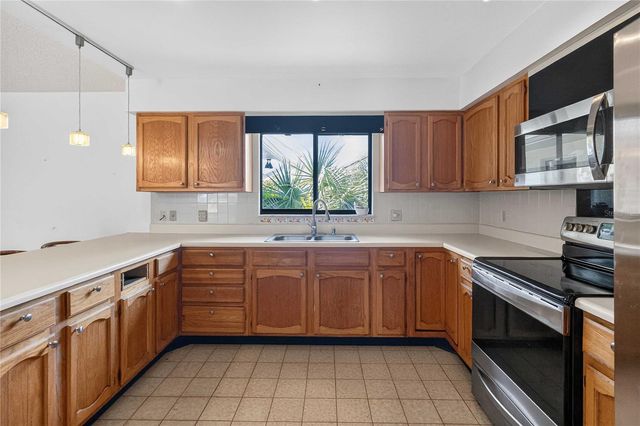 4840 LAKE CECILE DRIVE, Kissimmee, FL 34746