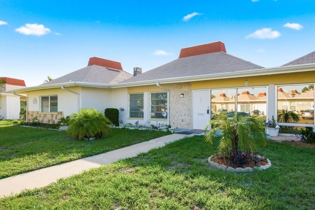 4344 TAHITIAN GARDENS CIRCLE B, Holiday, FL 34691
