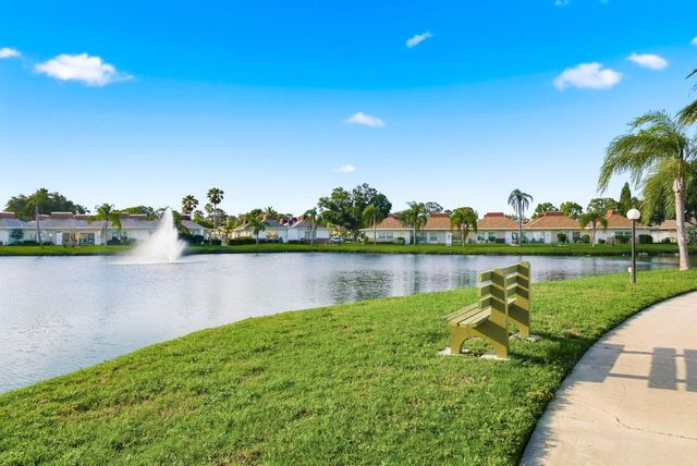 4344 TAHITIAN GARDENS CIRCLE B, Holiday, FL 34691