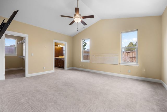 3344 SW Cascade Vista Drive, Redmond, OR 97756