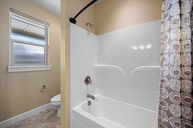 3344 SW Cascade Vista Drive, Redmond, OR 97756