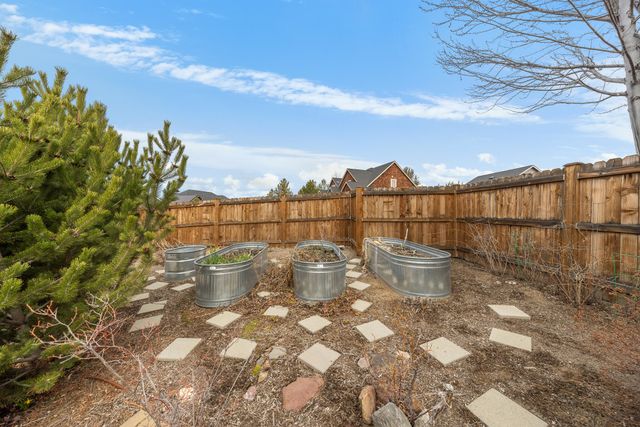 3344 SW Cascade Vista Drive, Redmond, OR 97756