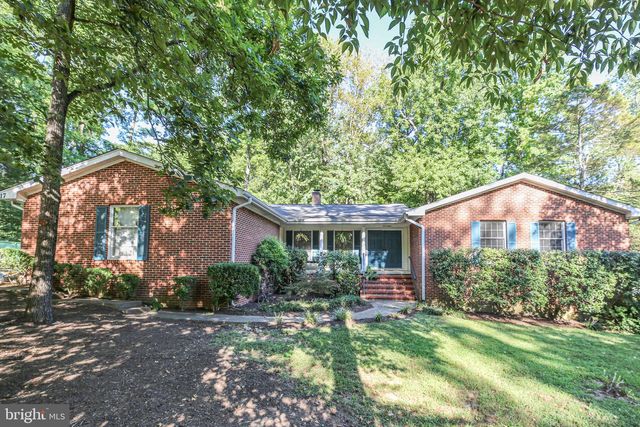 17 SENECA, Fredericksburg, VA 22401