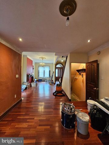 2833 POPLAR ST, Philadelphia, PA 19130