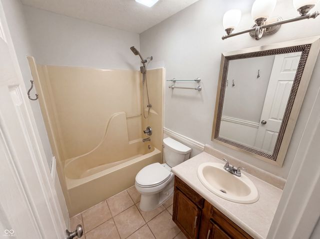 8058 Cherrybark Drive, Indianapolis, IN 46236