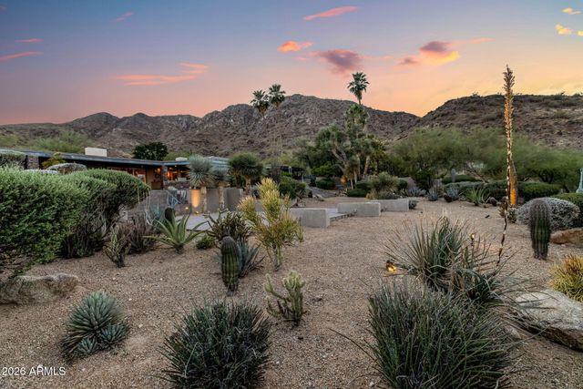 8219 N CHARLES Drive, Paradise Valley, AZ 85253