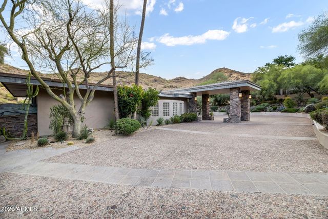 8219 N CHARLES Drive, Paradise Valley, AZ 85253