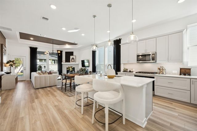 8662 Jam Session Drive, Montgomery, TX 77316