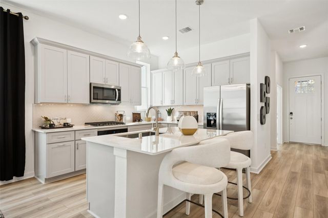 8662 Jam Session Drive, Montgomery, TX 77316