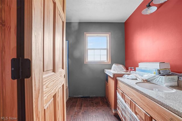 14724 Elm Drive, Newbury, OH 44065