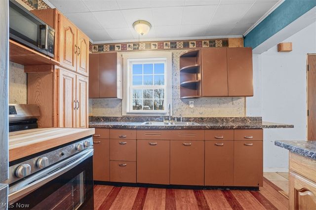 14724 Elm Drive, Newbury, OH 44065