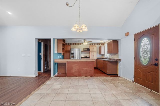 14724 Elm Drive, Newbury, OH 44065