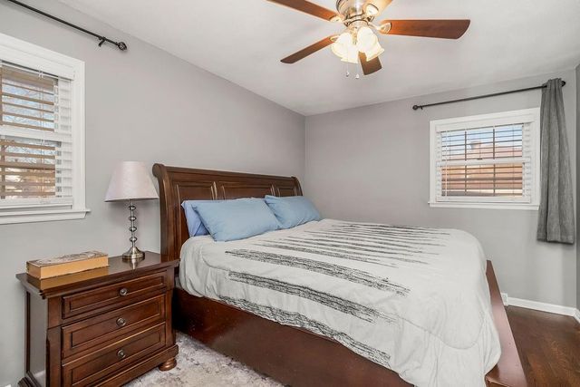 1700 NE 68TH Terrace, Gladstone, MO 64118