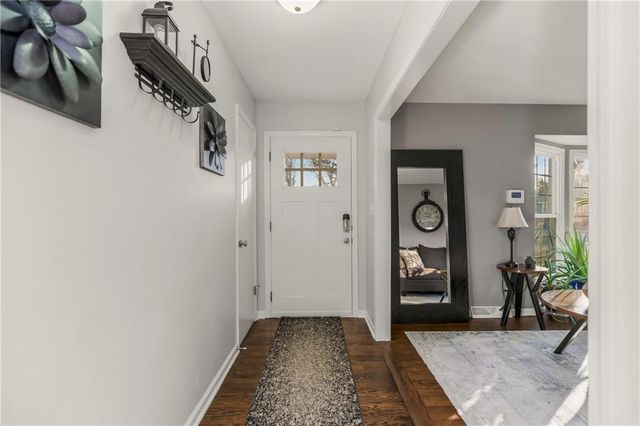 1700 NE 68TH Terrace, Gladstone, MO 64118