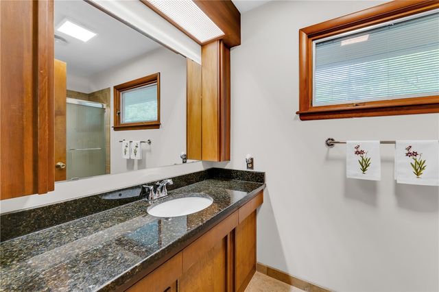 1000 E Oaks Manor Drive, Fayetteville, AR 72703