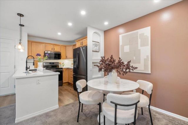 5404 Balboa Arms Dr 469, San Diego, CA 92117