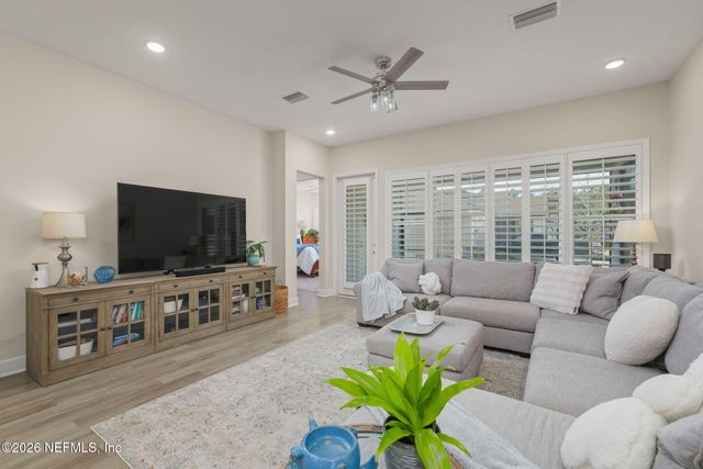 10002 INVENTION Lane, Jacksonville, FL 32256