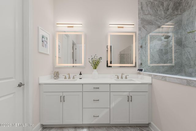 10002 INVENTION Lane, Jacksonville, FL 32256